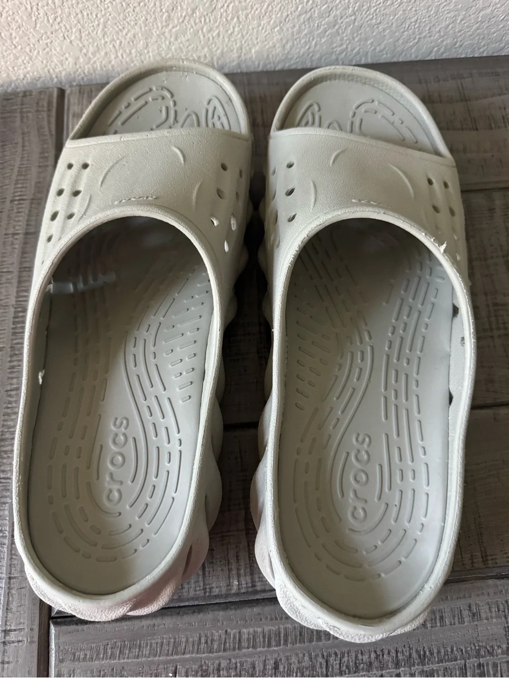 Crocs Echo Slides (Men’s size 11)